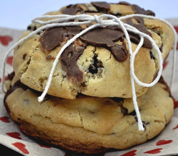 Chunky Choc Chip Cookie with Chocolate Filling - Image 7