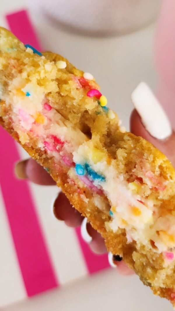 Funfetti with Buttercream Marshmallow Filling