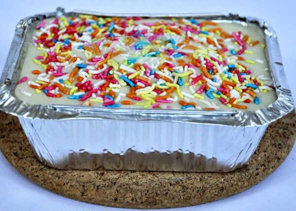 Vanilla Cake with White Ganache - Image 2