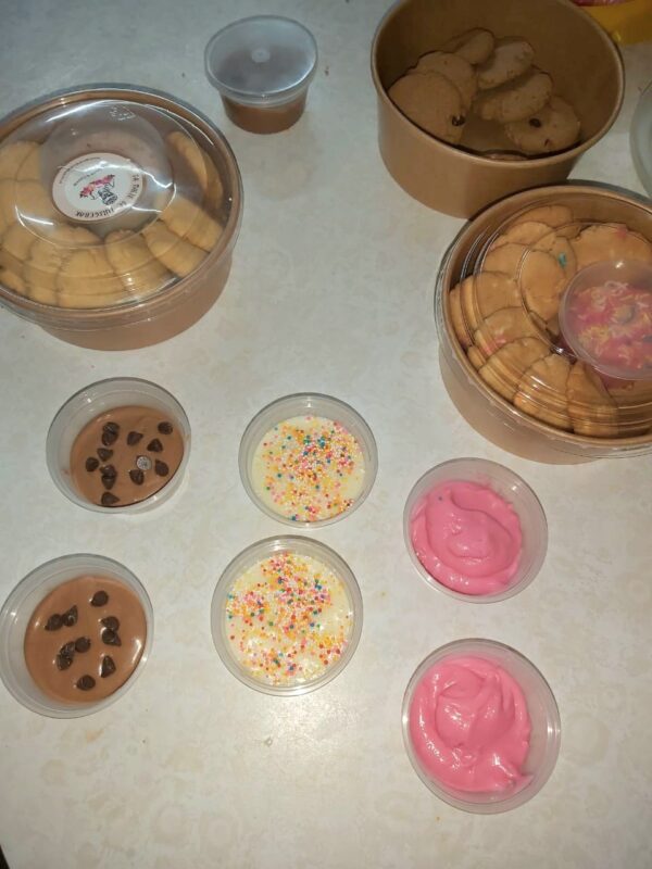 DUNK A COOKIE - Orange Cookie & Vanilla Sauce - Image 3